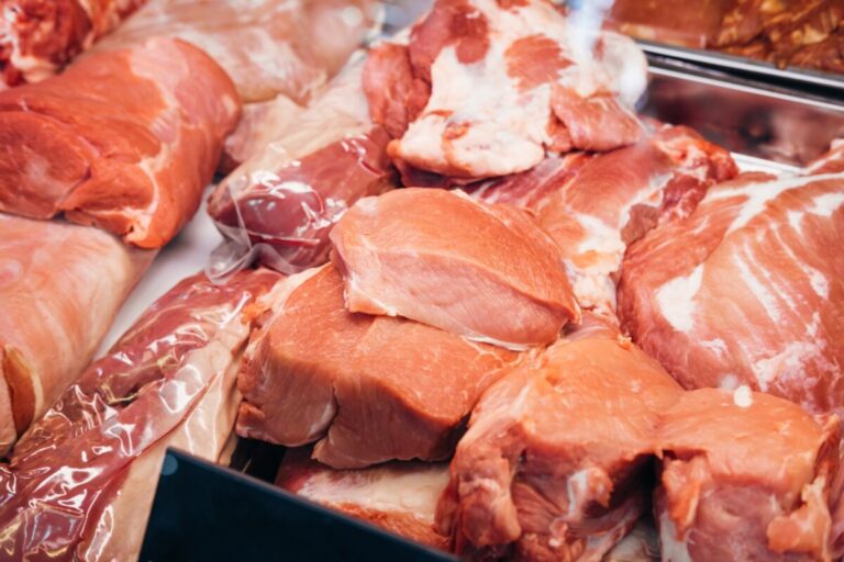 Konsumtionen av kött minskar igen