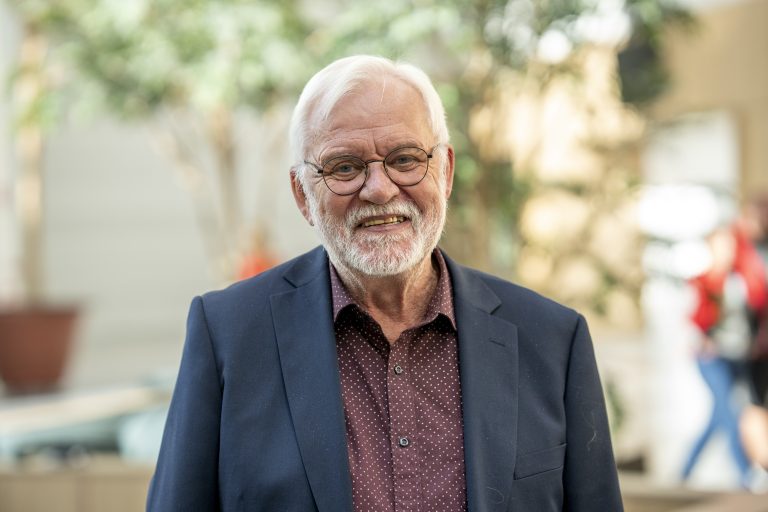 Erfaren hundprofil tar över