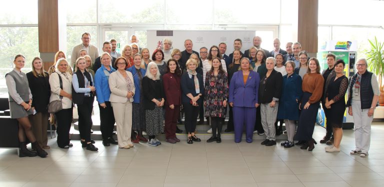 Nordiskt samarbete stärker kampen mot antibiotikaresistens