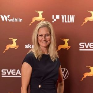 Jenny Garland firar Gasellutmärkelsen på Cirkus i Stockholm. Hon startade Veterinär Garland 2019 med planen att driva en liten verksamhet där hon skulle arbeta själv. Foto: Privat